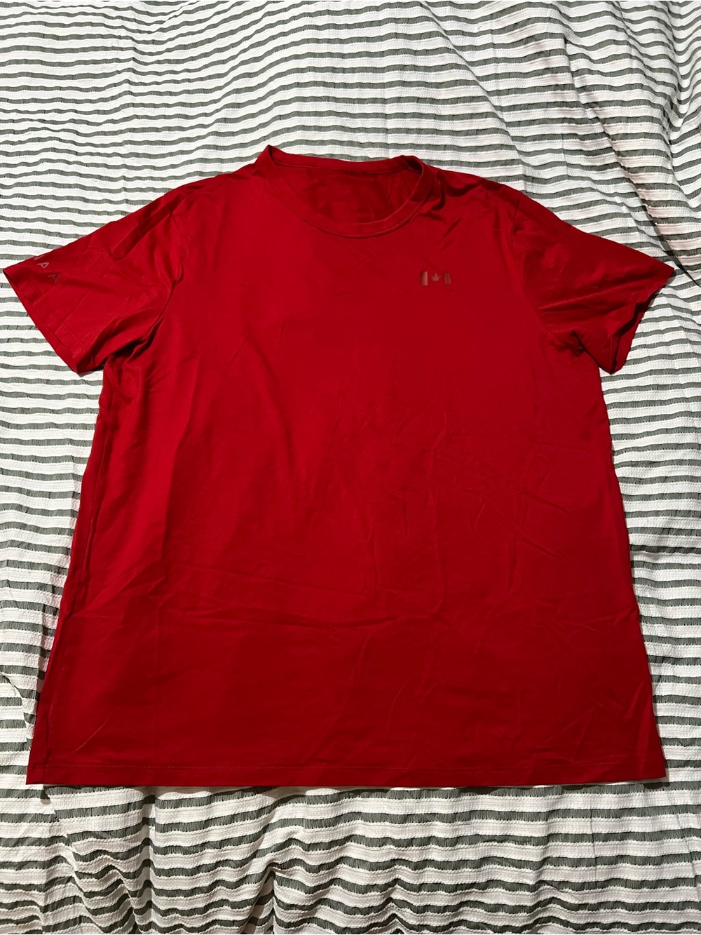 LULULEMON Team Canada Fundamental T-Shirt *COC Logo